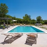 Aria Relax Your Private Oasis In Village Vila *
