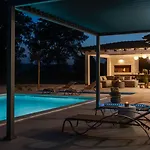 Aria Relax Your Private Oasis In Village Vila