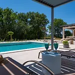 Aria Relax Your Private Oasis In Village Vila *