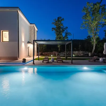 Vila New! Aria Relax - Your Private Oasis In Village *