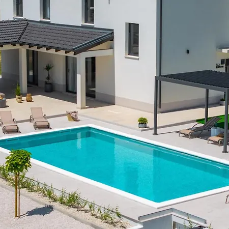 Vila New! Aria Relax - Your Private Oasis In Village Bisko
