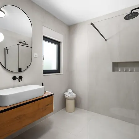 New! Aria Relax - Your Private Oasis In Village *