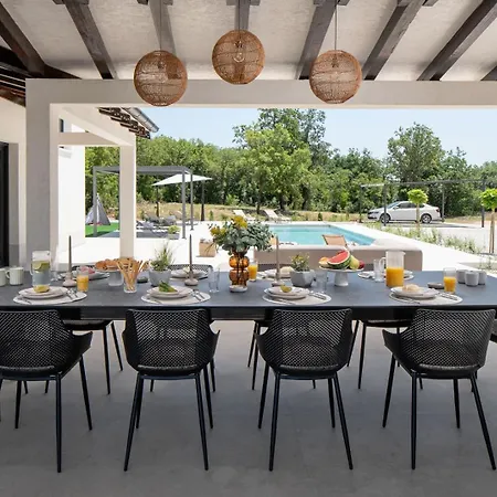 Aria Relax Your Private Oasis In Village Bisko